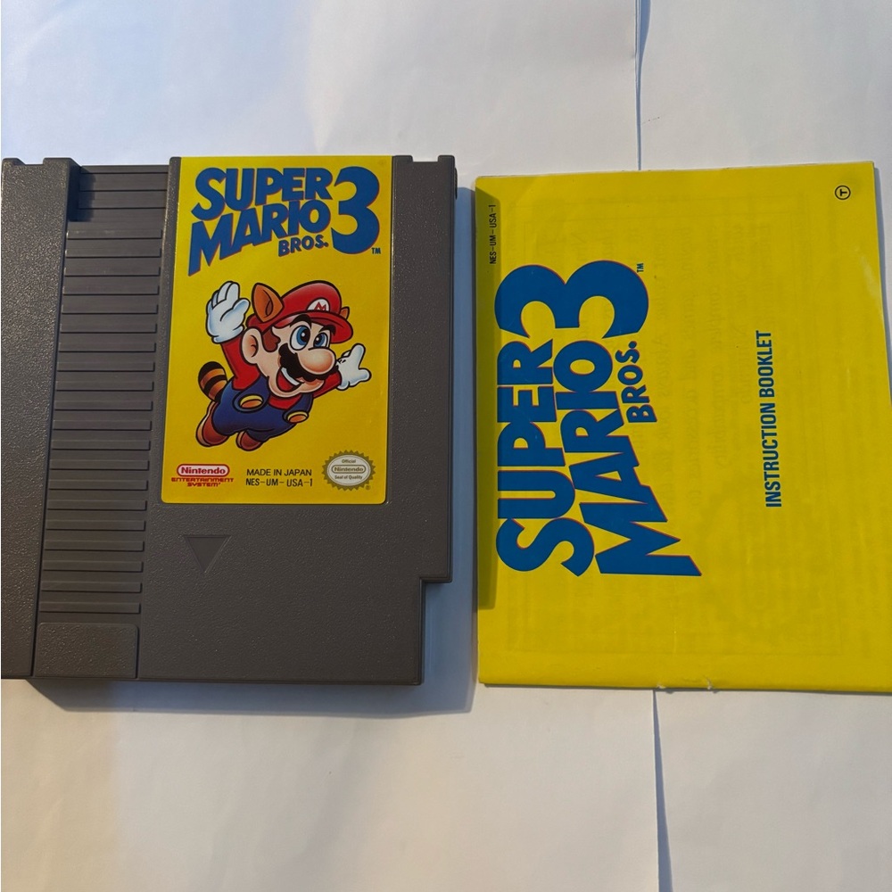Nintendo Super Mario Bros. 3 Cartridge & Manual